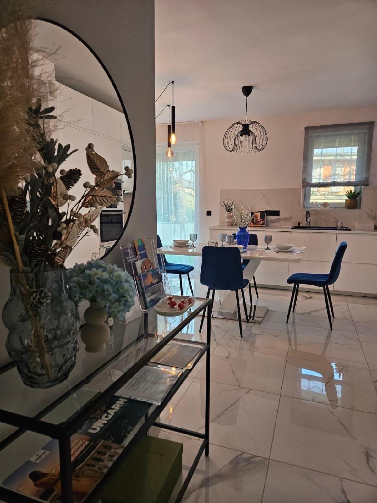 Apartmán White Rose Hill Luxury *